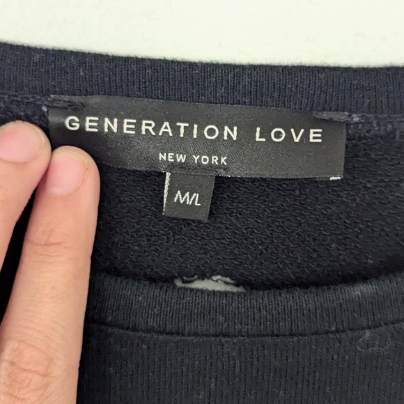 Generation Love Distressed Oversized Sweatshirt Ripped Holes Pullover Black M/L - Picture 5 of 8